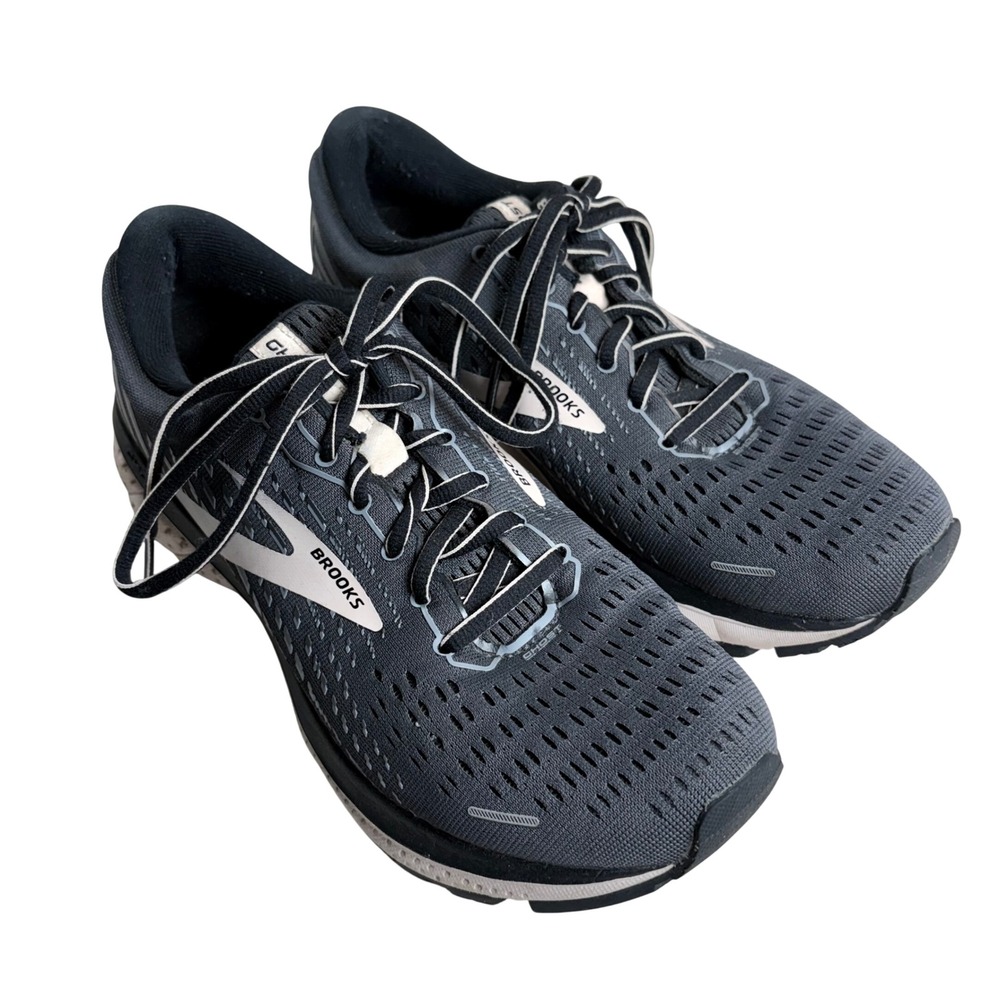 Brooks Ghost 13 womans 8.5 Running Black Grey Low Top Sneakers Gorpcore Trainers